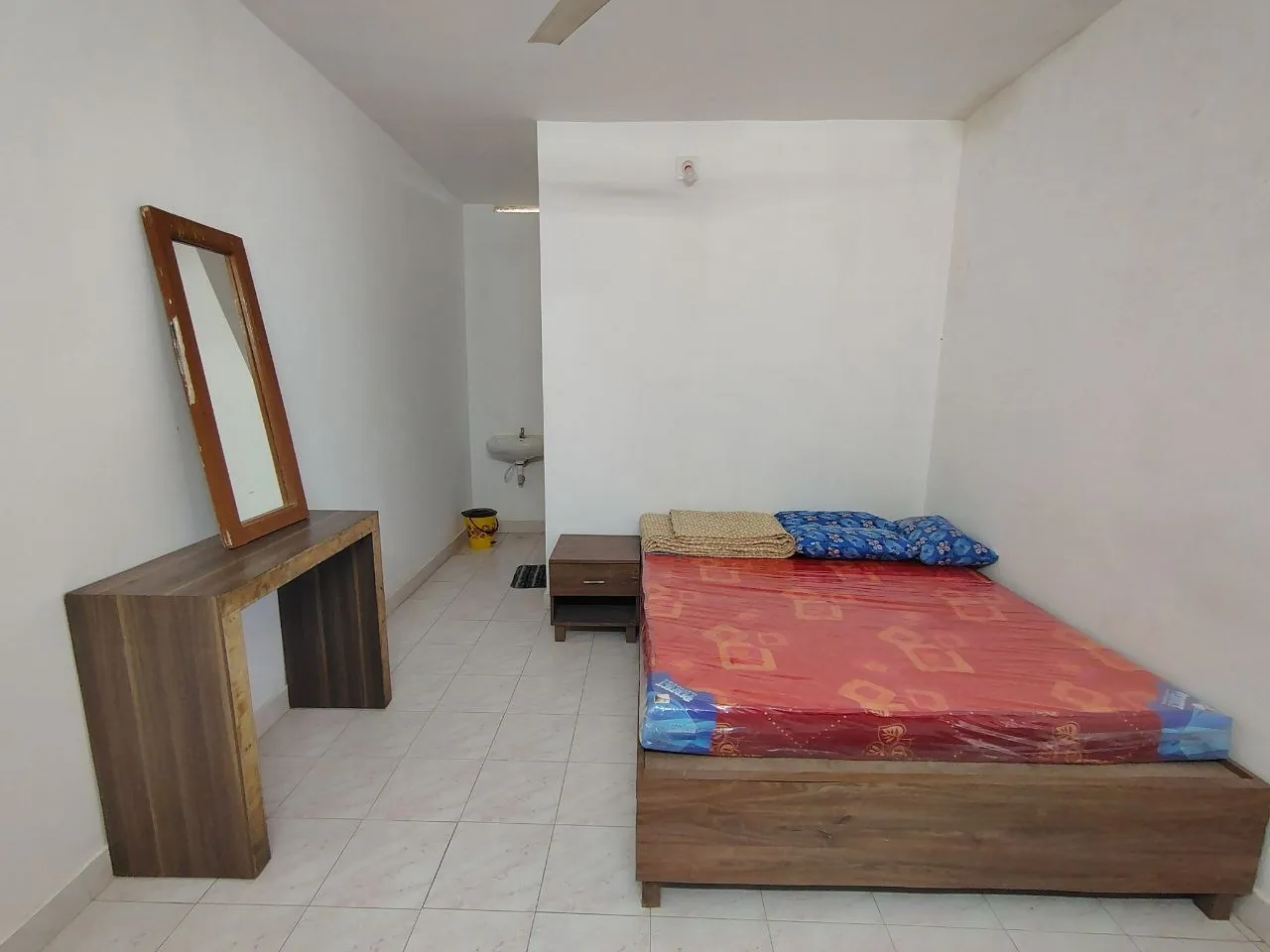 Comfortable guest room at 888 THEKKADY